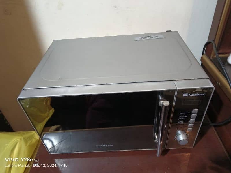 Dawlance microwave oven 23 ltr 4