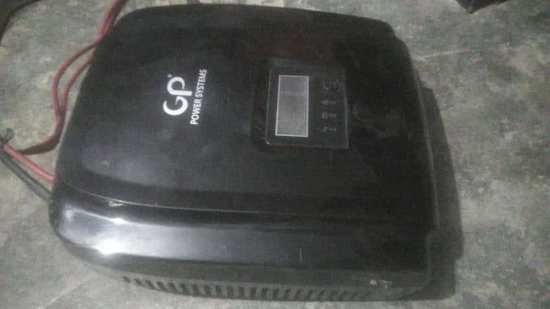 almost new UPS 24 volt double betry for sale 1