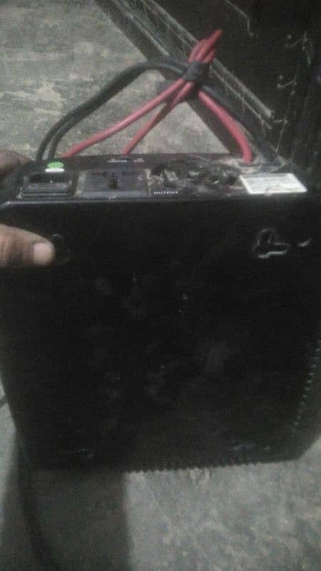 almost new UPS 24 volt double betry for sale 3