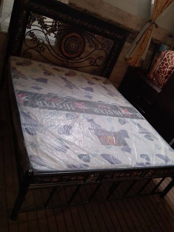 new mattress k Sath h used bad 4