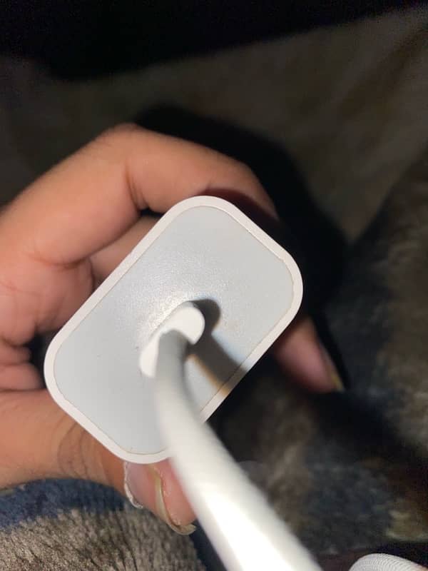 iphone 20w charger 1