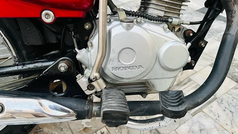 honda 125 lush condition 10/10  please read add 2