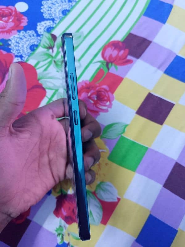 Oppo Reno 12F 4