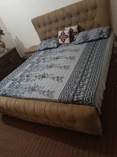 BED SET URGENT SALE