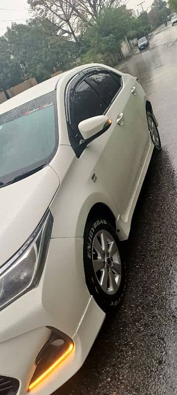 Toyota Corolla Altis 2014 4