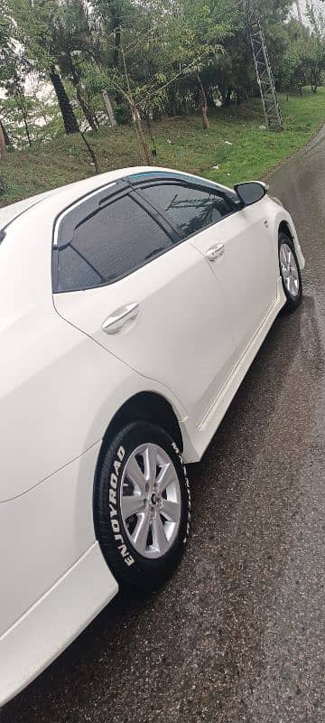 Toyota Corolla Altis 2014 5