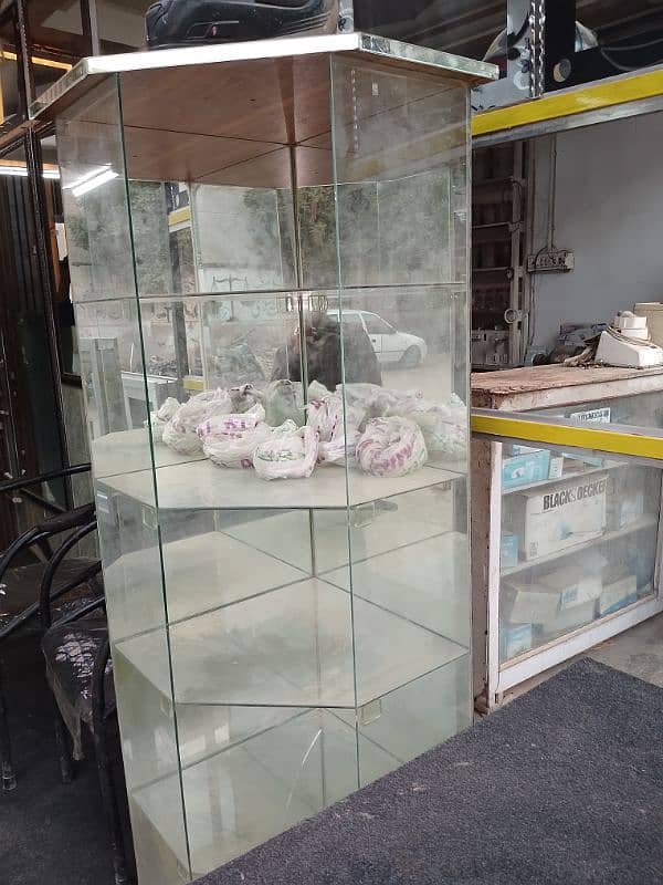 Glass shelve/corner/Almari 0