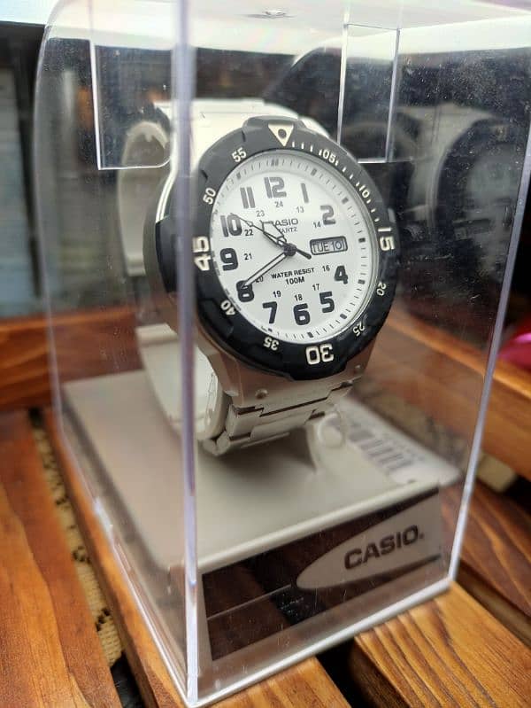 Casio 5125 MRW-200H original in excellent condition with box 2