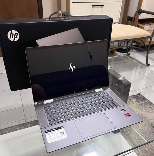 HP laptop 8