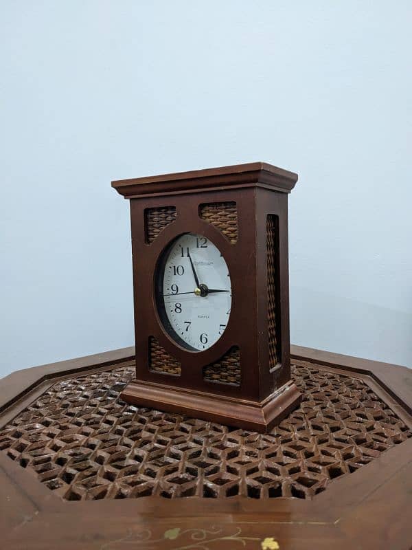 SKYTIMER wooden table clock. 1