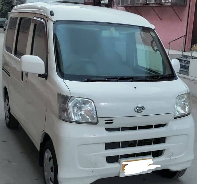 Daihatsu Hijet 2013 1