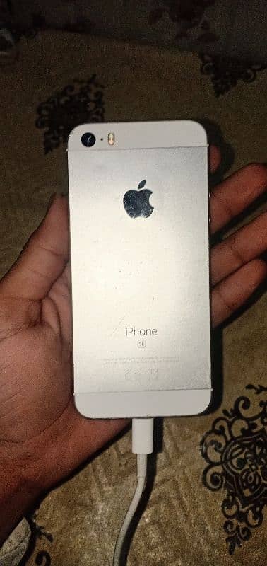 iphone 5 SE  pta approved 1