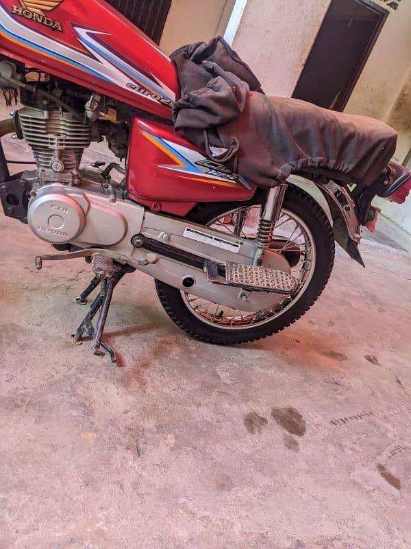 Honda CG 125cc like zero meter 4