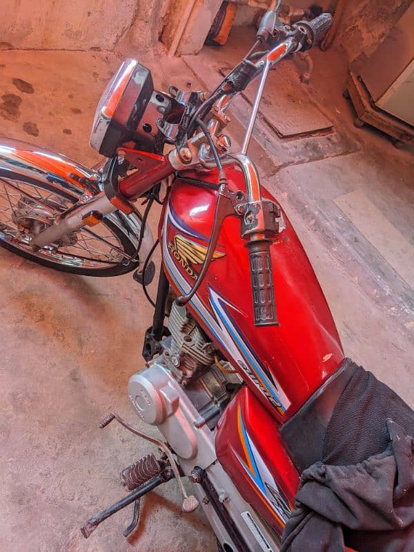 Honda CG 125cc like zero meter 11