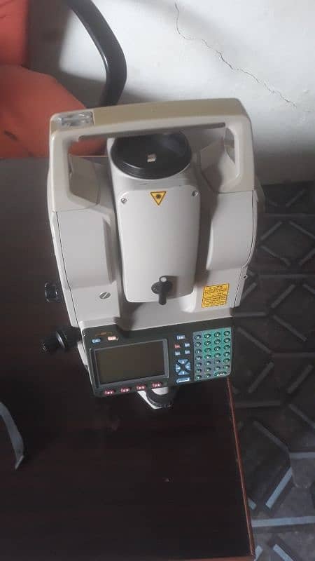 TOTAL STATION SOKKIA 4