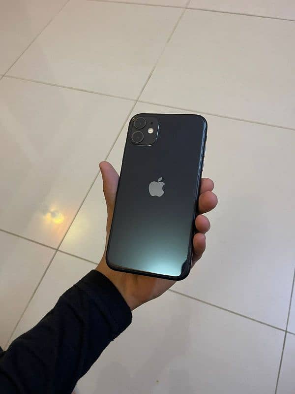 iphone 11 all okay factory 10/10 for sale . . . . . 3