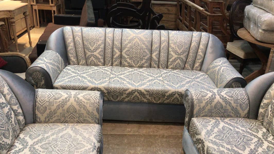 Brand new sofa set for sale. 2