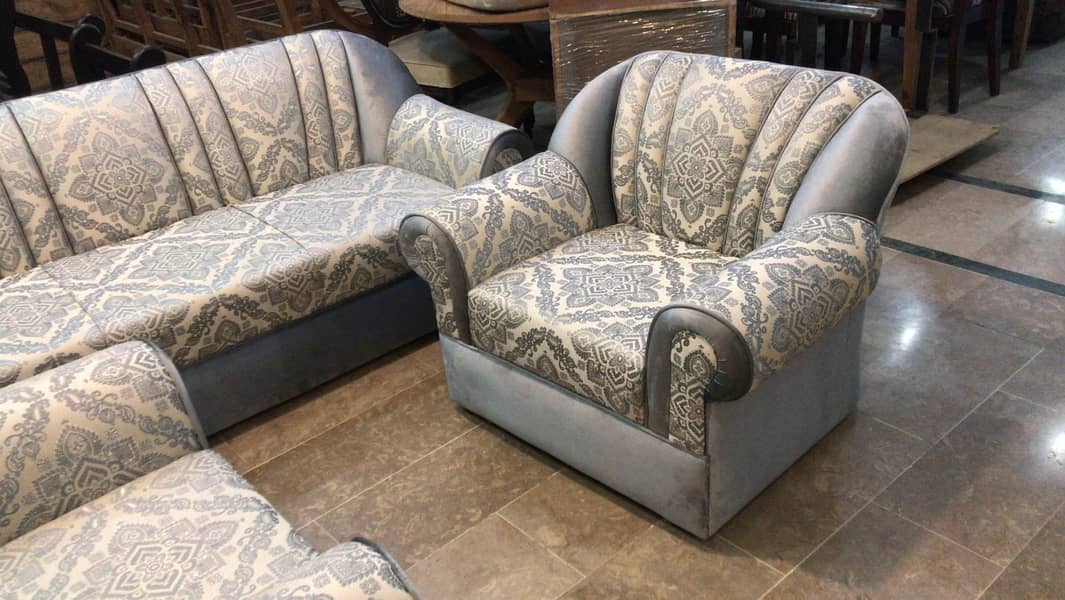 Brand new sofa set for sale. 3