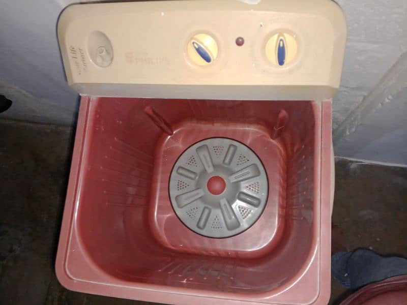 washing machine. . used like new. . . 0