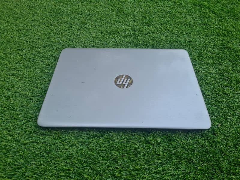 hp 840 g3 elitebook brand new condition 1