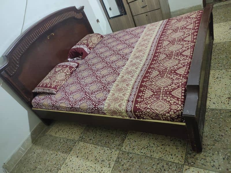 wood shesham bed king size 6. by6.5 1