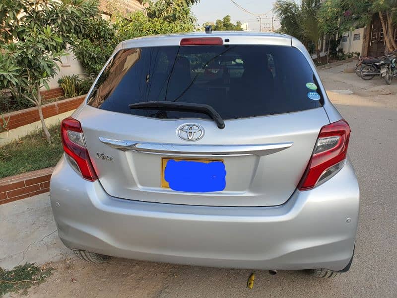 Toyota Vitz 2014 4