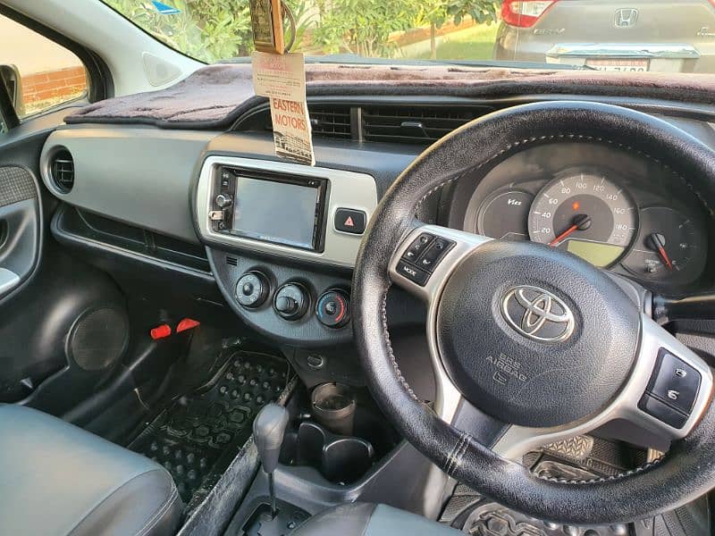 Toyota Vitz 2014 6