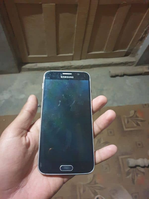 Samsung glaxy s6 all ok only back brak 2