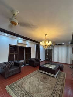 8 kanal farm house available for in badian road