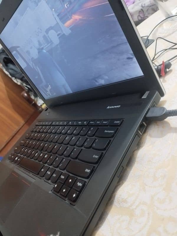 Lenovo i5 2