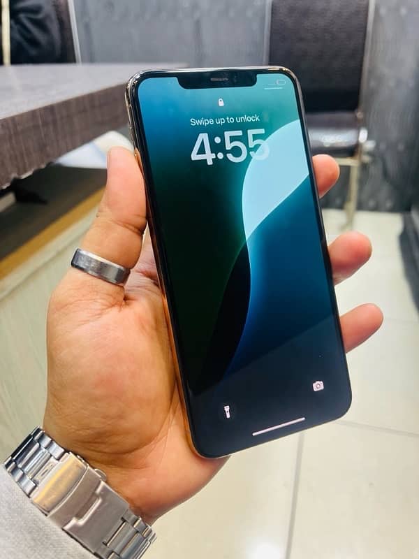 Iphone 11 Pro Max 512gb PTA Approved 5