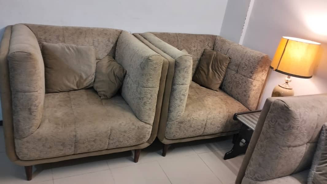 5 Seater sofa set/sofa set/ Living room sofa / moltyfoam sofa 2 chair 6