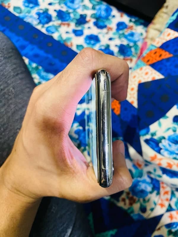 iphone x 256gb PTA Aproved 5