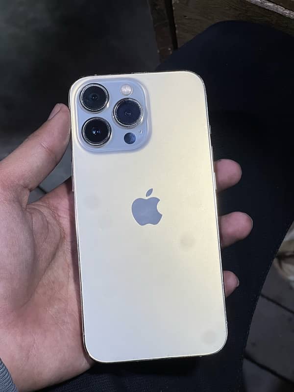 iphone 13 pro gold 0