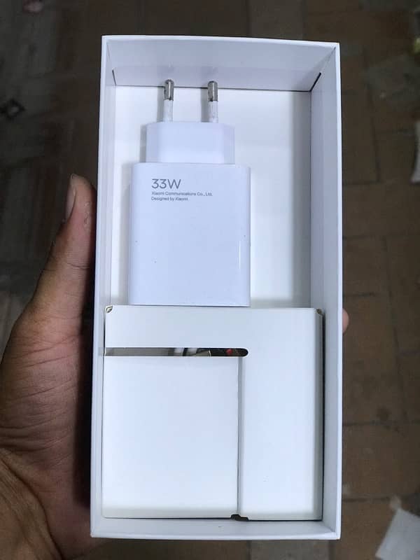 Xiaomi note13 8gbram/256gbrom with6month warranty&complete box&Charger 0