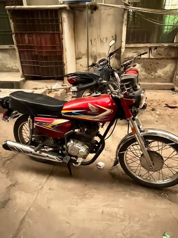 Honda CG 125 2019 Karachi number 1