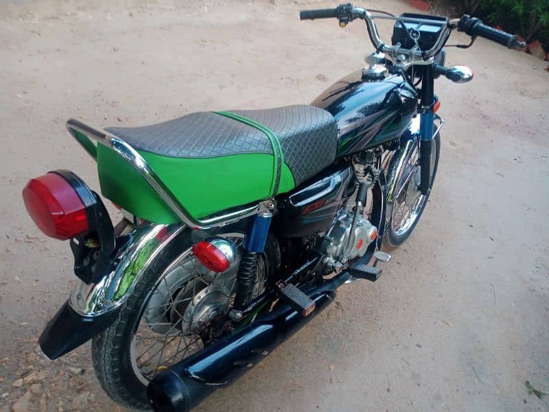 Honda CG 125 2023 4