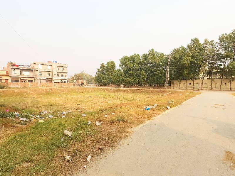 Looking For A Prime Location Residential Plot In Lahore 23