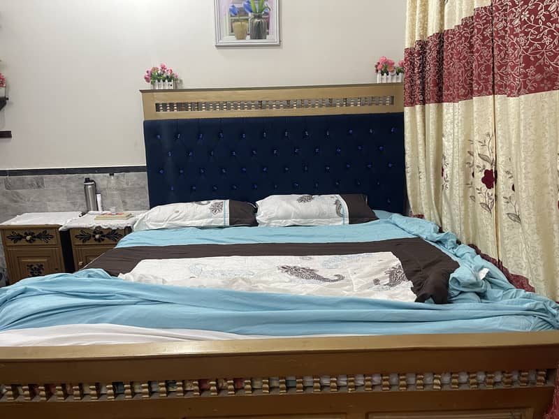 nakhtar original  wood bed 4