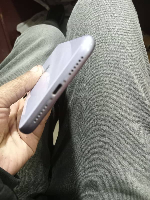 iphone 11  64 gb non pta 2