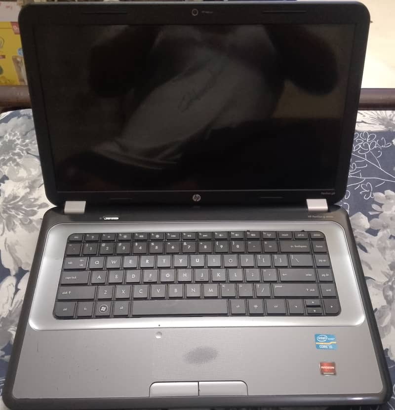 HP pavilion g6 laptop with box with out ram hdd or battery for sell 0