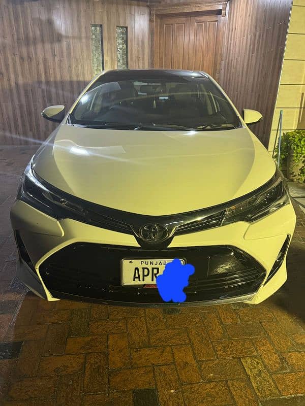 Toyota Altis Grande 2023 4