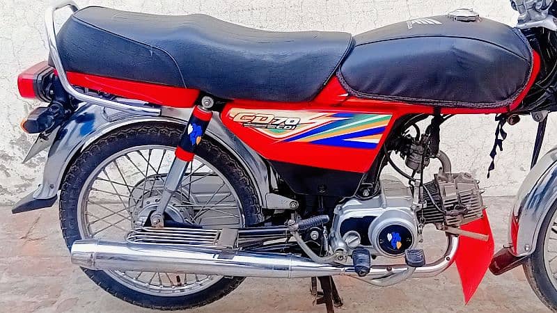 Honda CD 70 bike 2