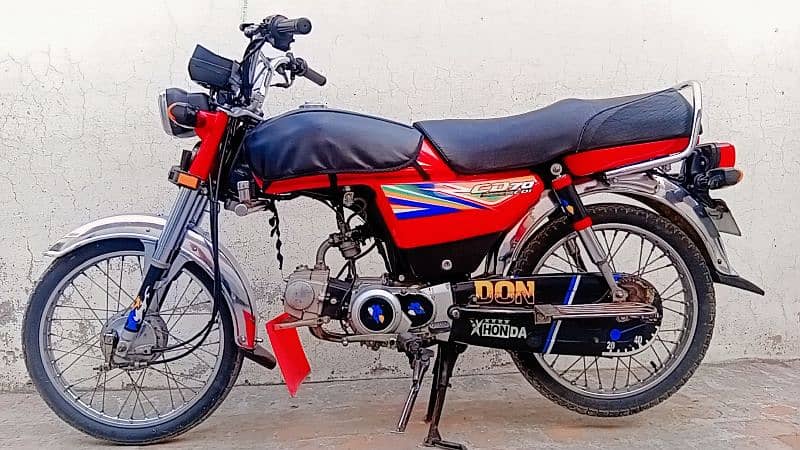 Honda CD 70 bike 7