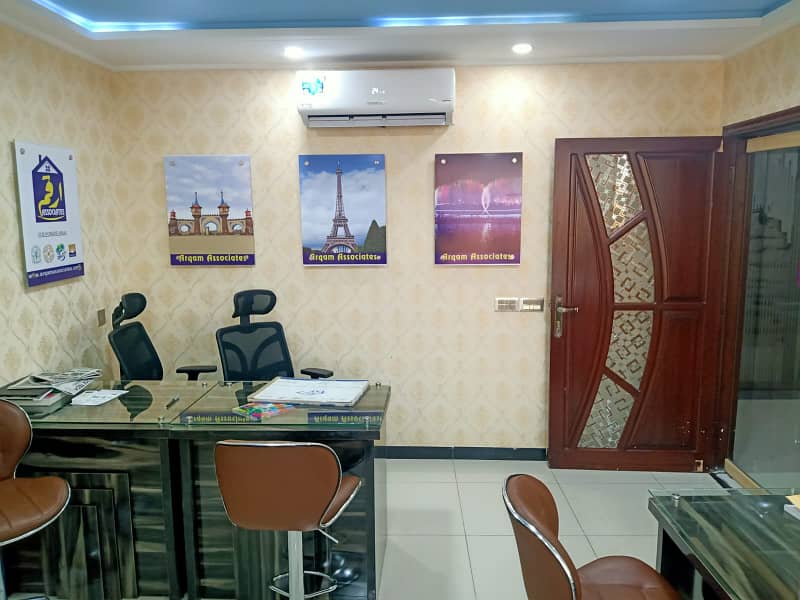 Luxury office available for sale in Bahria Town Karachi 7