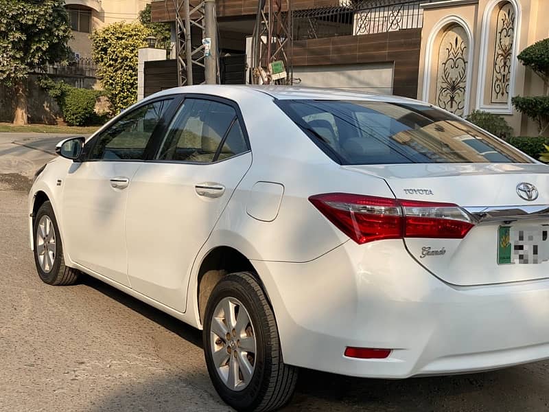 Toyota Altis Grande 2015 6