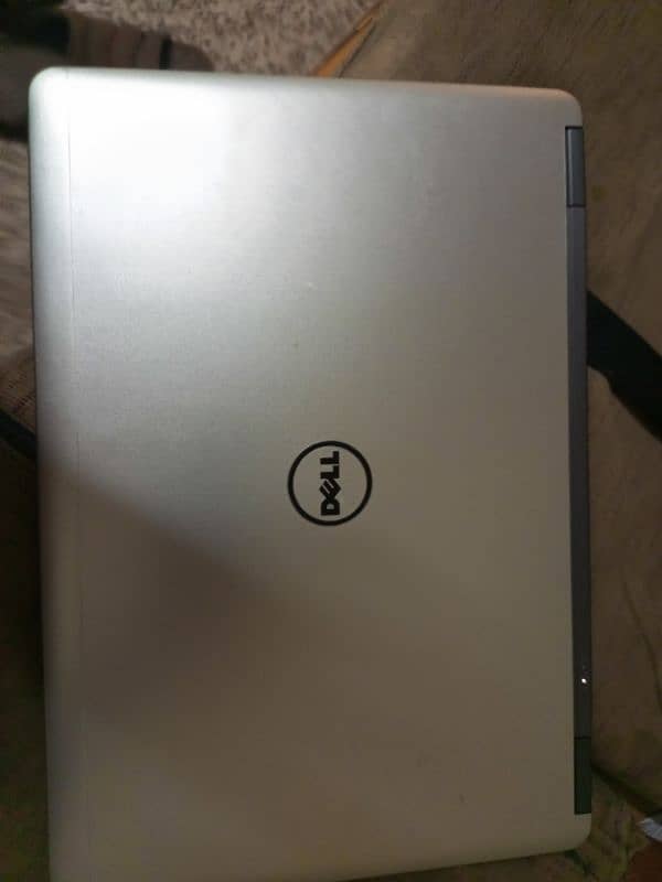 Dell i5 4th 12 Ram GB 500 4