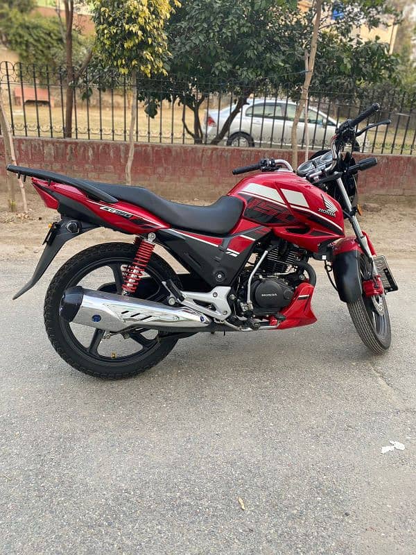 Honda CB 150 like new 1