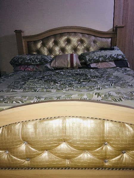 Cushion king size bed 1