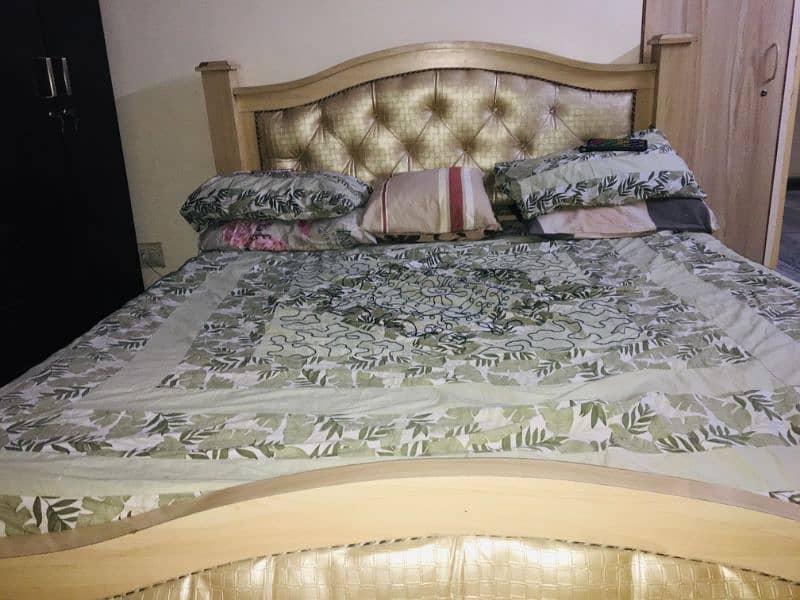 Cushion king size bed 2